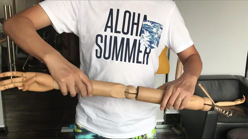 How to assemble a wooden hand for a mannquin