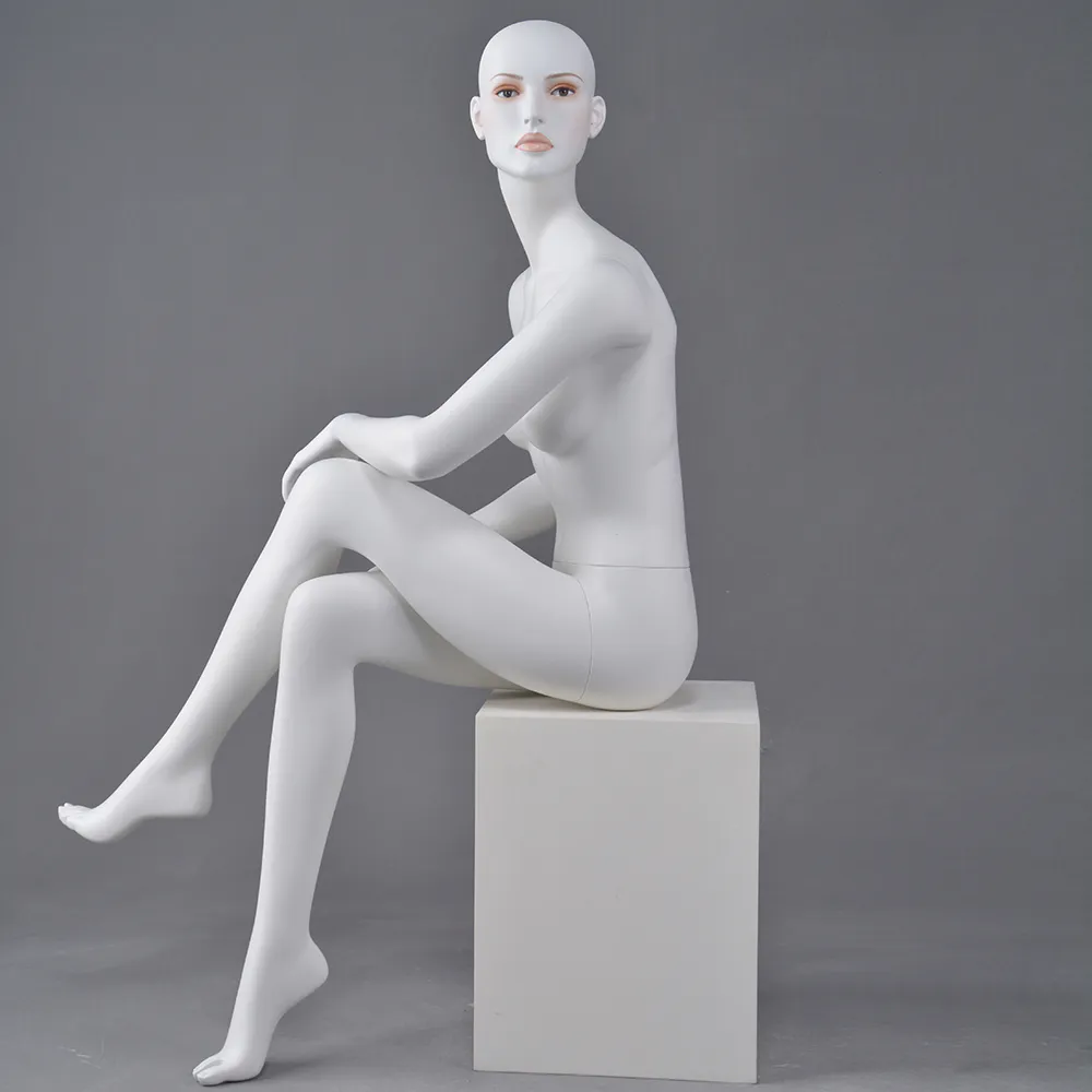 Dior-6 Wholesale Euro fashion female sitting posing mannequin for window display